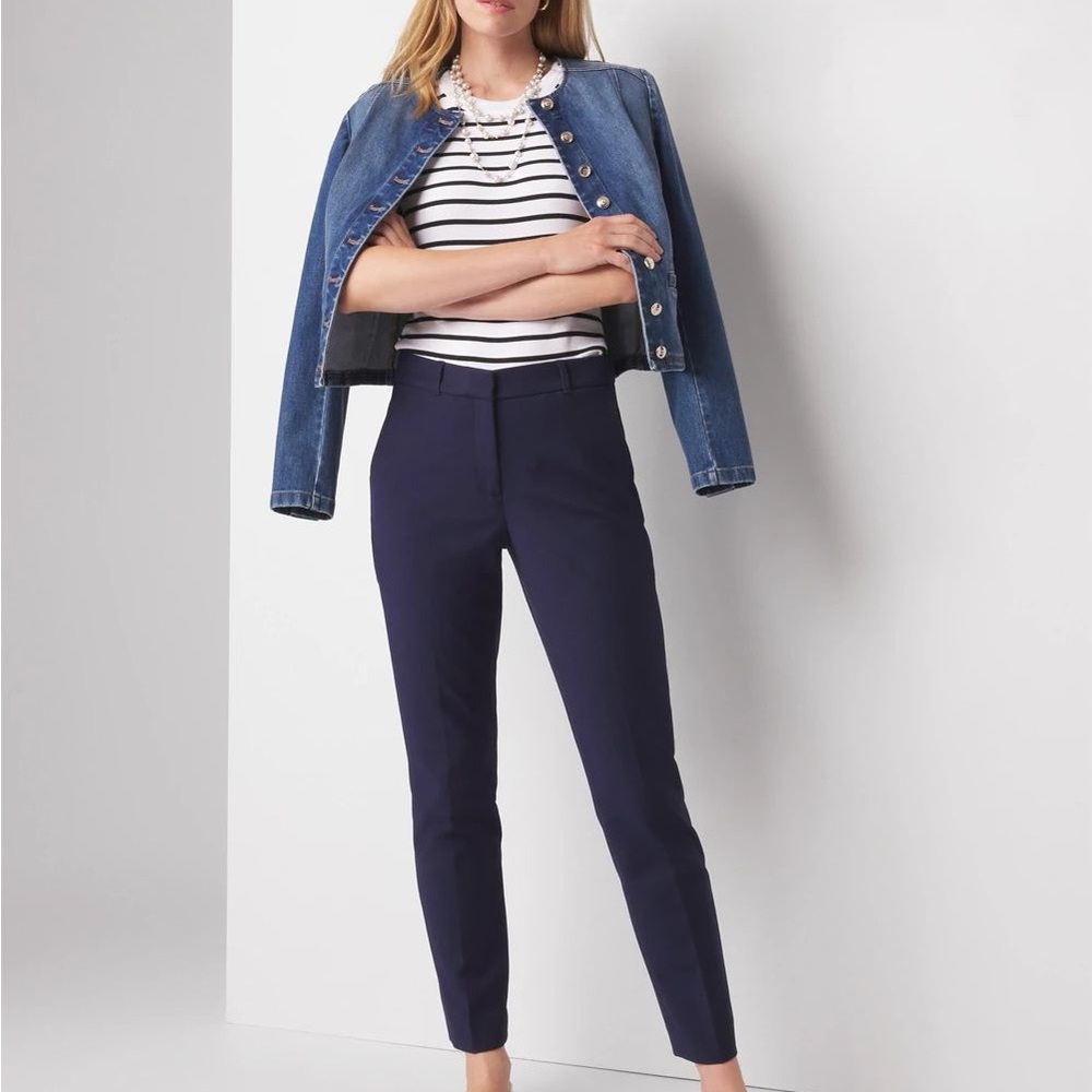 White House Black Market Navy Cropped Slim Ankle Pants